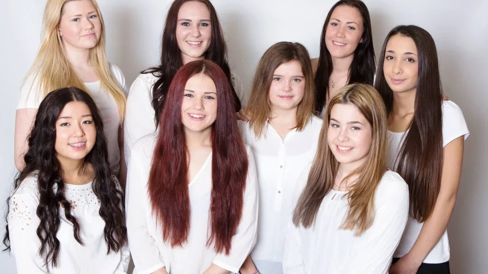 Luciakandidater. Här är årets Luciakandidater i Åby, överst från vänster: Julia Bartolic Djervf, Ebba Besterman, Bea bredberg, Valentina Di Luca. Nederst från vänster: Maja Landström, Johanna Ljung, Linnea Fröjd och Alva Brodersen