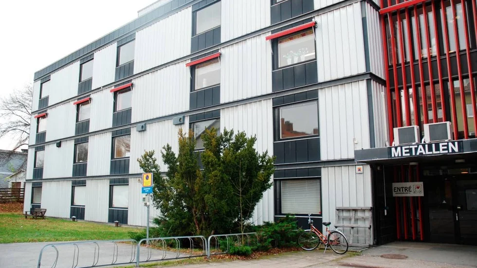 Flyttar. Efter branden på Hårstorps förskola flyttas 48 barn till tillfälliga lokaler vid Metallens förskola.