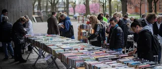 Rosor och bokfynd på litteraturens egen högtid