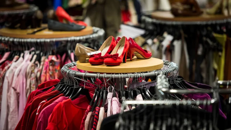 Checklista. ”För den osäkra givaren som gärna vill skänka, har Myrorna skapat en checklista som berättar hur man ska tänka för att prylar och textil verkligen ska få en andra chans”, 
skriver Emma Enbog, hållbarhetschef vid Myrorna.