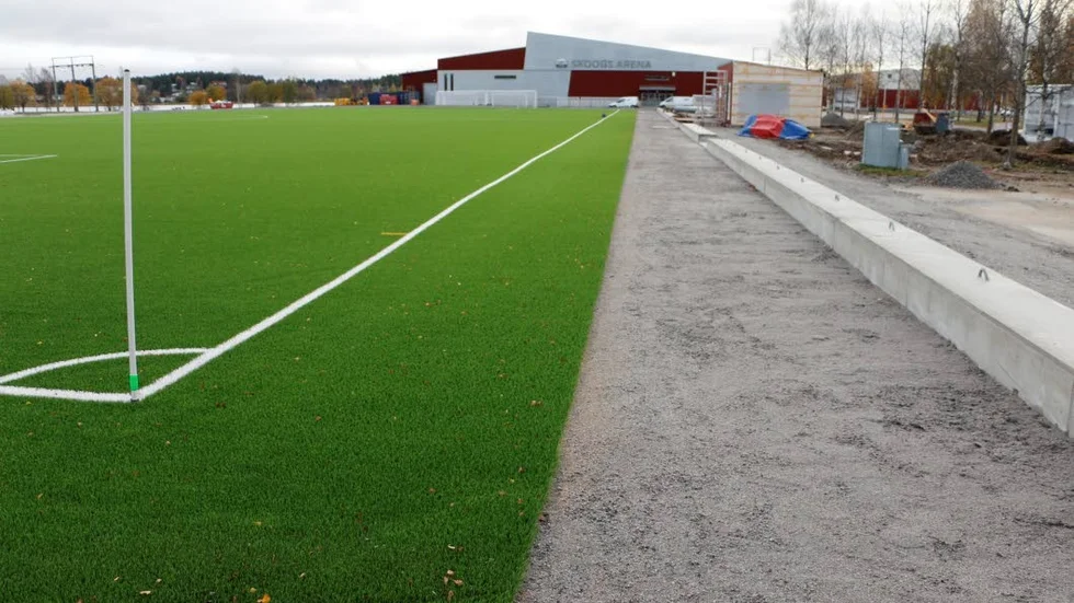 KOMMER? Fotbollshallen i Piteå kommer kanske under torsdagen, eller på fredag ...