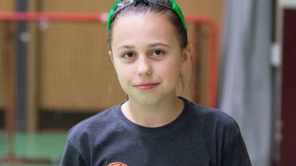 FORWARD. Meja Josbrant, 12, är forward och gillar att göra mål.