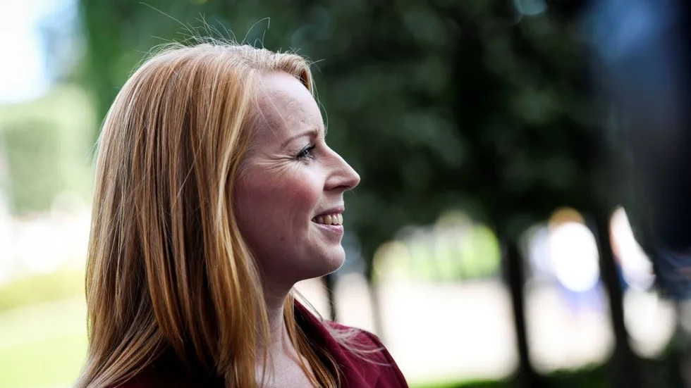 UTSPEL. Under årets Almedalsvecka gjorde Annie Lööf (C) ett utspel som riskerar att få långtgående konsekvenser för tryggheten på svensk arbetsmarknad.