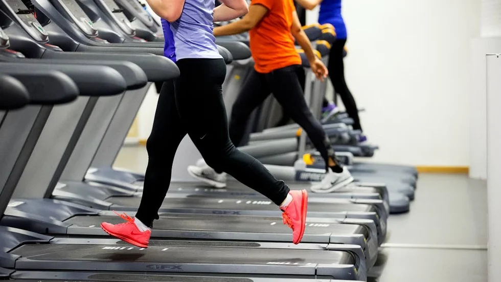 Motion. Efter semestern är det högsäsong för gym och andra som får folk att röra på sig.