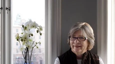 Barbara Ehrenreich är djupt kritisk mot den amerikanska rosa bandet-rörelsen som hon tycker borde ägna sig mer åt att verkligen ta reda på varför kvinnor får bröstcancer.Foto: Jessica Gow/Scanpix
