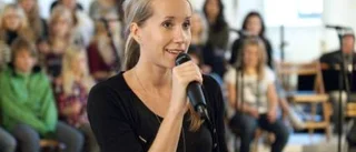 Matilda sjunger på hemmaplan