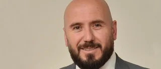 Han kryssades in i regionfullmäktige 