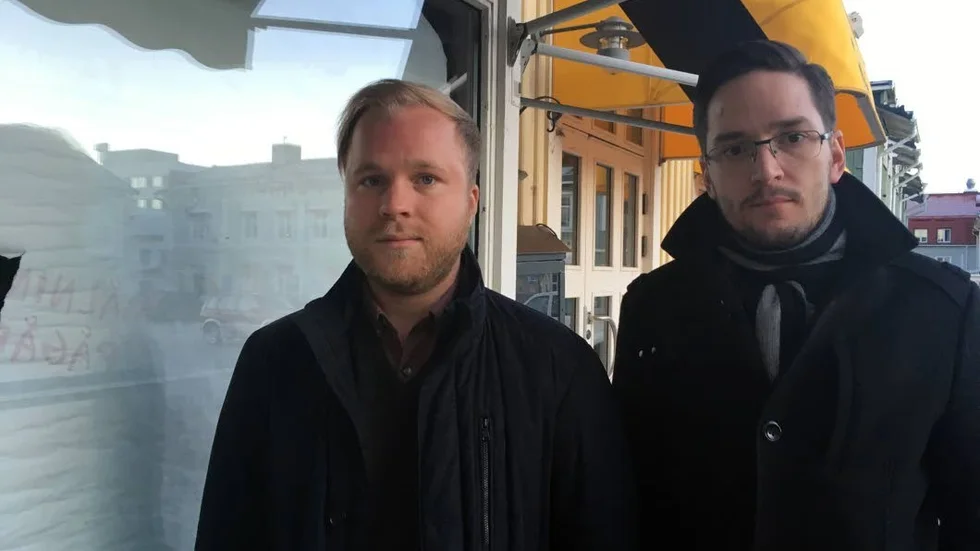 Nodos nya ägare Alexander Wettainen och Mikael Giallousis öppnade kafé på Rådhustorget. Nu är det oklart vad som händer med lokalen.