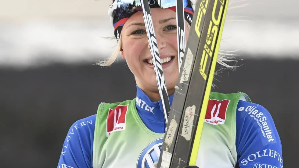 Frida Karlsson åkte in som tvåa bakom Charlotte Kalla. Ett framtidsnamn.