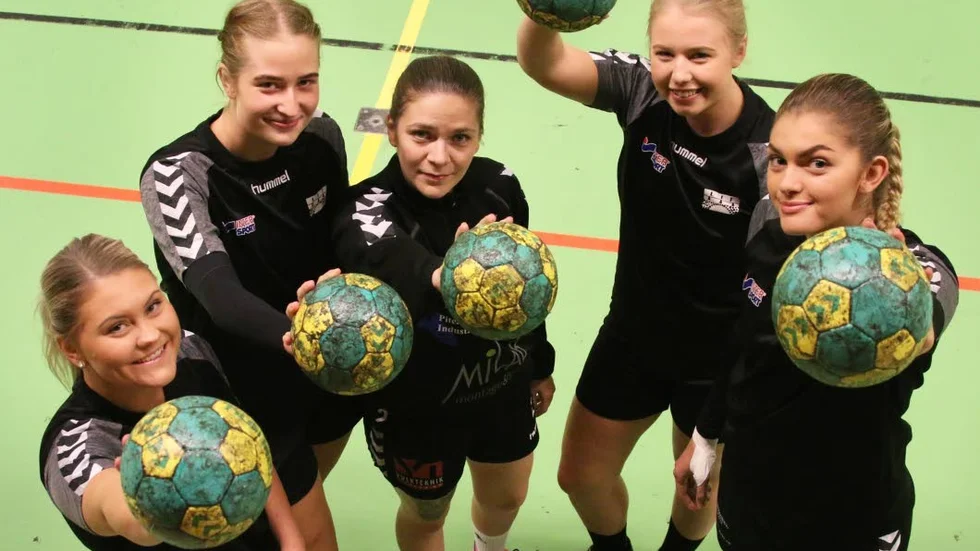 Lillpite har en kvintett nya spelare till den här säsongen. Linda Grönlund, Rebecca Öhman, Camilla Holmström, Matilda Holmberg och Ida Tornberg har anslutit till laget.