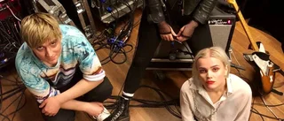 Magnettes spelade för elever i Piteå