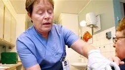 "Det är på grund av att vi har jättefå fasta doktorer", säger Agneta Björk, verksamhetschef för Älvsbyns hälsocentral om deras resultat.