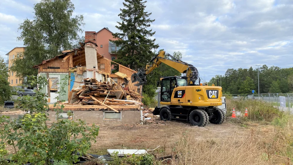 Villa Solelid rivs. På sikt hoppas Botrygg kunna bygga nya bostäder här.