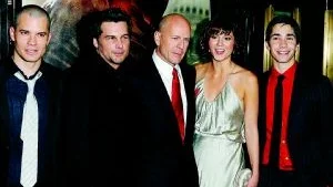 F v: Timothy Olyphant, Len Wiseman (regissör), Bruce Willis, Mary Elizabeth Winstead and Justin Long på premiären av Die Hard 4.0 i New York. Foto: Jason DeCrow/Scanpix