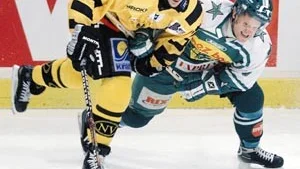 Jimmie Ericsson har lämnat Norrköping för Skellefteå. Klubben där pappa Sven ju spelade under sin glansperiod i karriären.
ARKIVFOTO: ROBERT SVENSSON