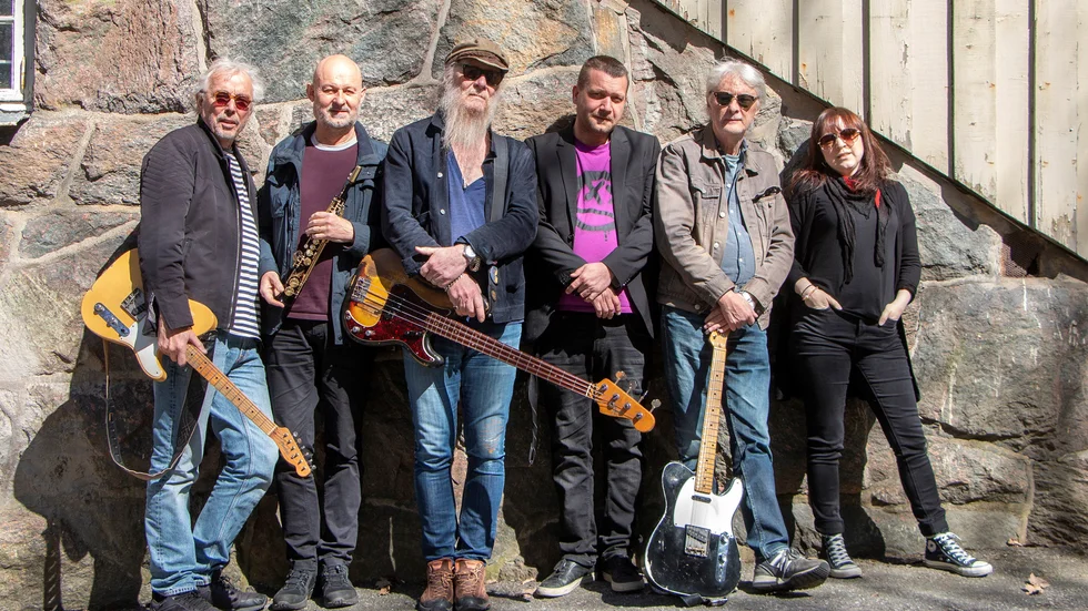 Nynningen kommer till Luleå under fredagskvällen och tillägnar Sven Wollter konserten.