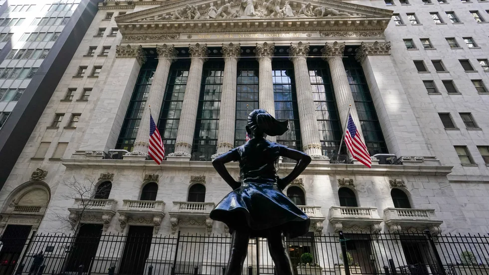 Tillväxten i de stora OECD-ekonomierna väntas sakta ned. Här New York-börsen. Arkivbild.