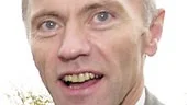 Han är i gång igen. Påhittige Reidar Svedahl laddar för ett nytt världsrekordförsök - i gammaldans. "Men det är inte mitt påhitt, utan jag är enbart konferencier", framhåller Reidar Svedahl.