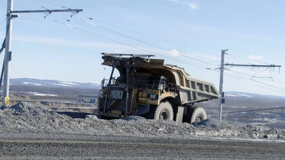En av de fyra elektrifierade truckarna i Aitik.