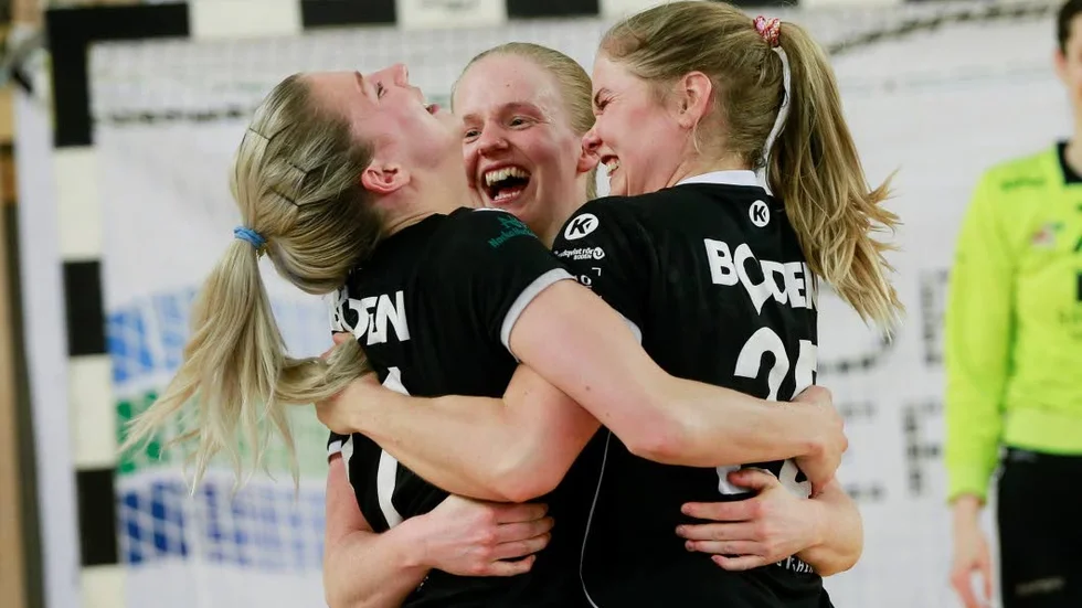 Boden Handboll fick jubla efter den första SHE-kvalmatchen mot Guif. Efter en formidabel andra halvlek slutade matchen 34–26.
