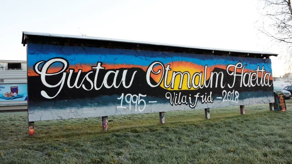 På den lagliga graffitiväggen vid Bodenvägen har Gustavs minne manifesterats.