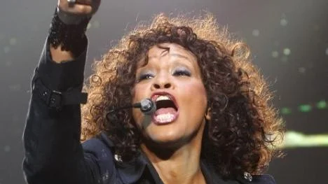 Whitney Houston på Saitama Arena i Saitama, nära Tokyo, en tidigare konsert under den turné hon nu är ute på.
