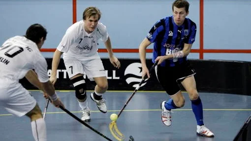 Fredrik Sandkvist har varit sjuk i veckan, men kommer till spel mot Helsingborg. Det gör däremot inte Erik Svenson.