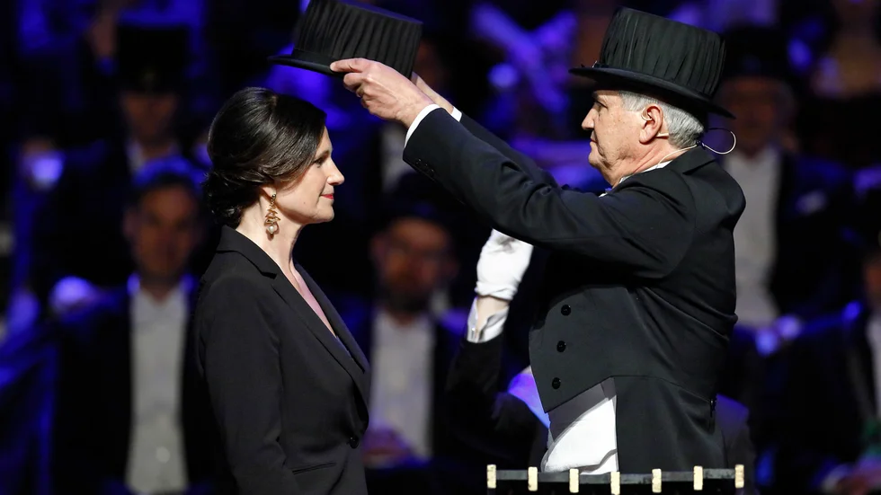 Pressbild från när Linda Keeling blev hedersdoktor 2019.