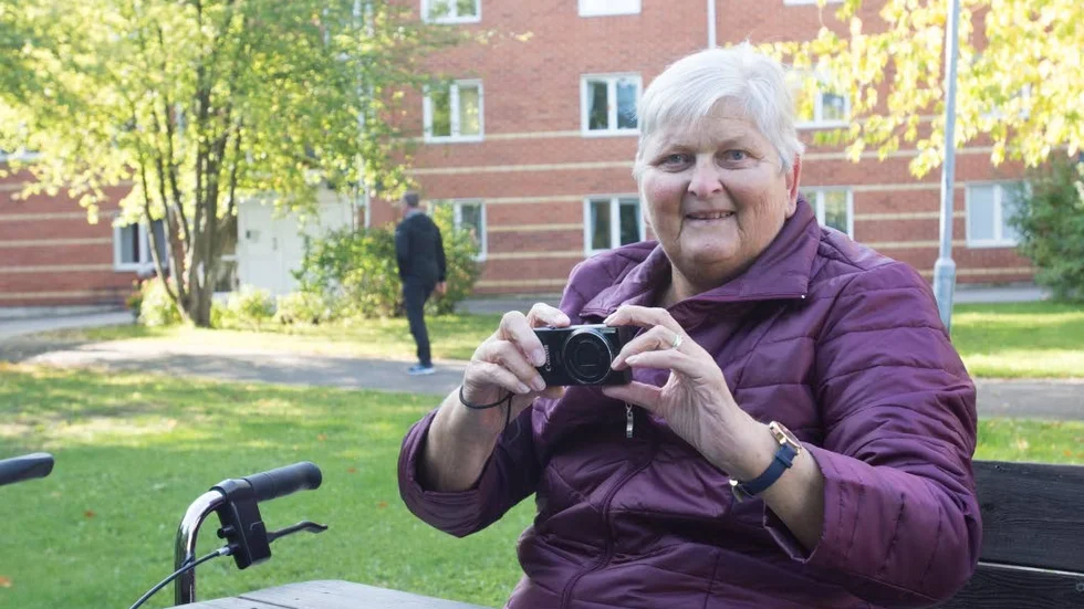 Ing-Britt Larsson önskar bryta ensamheten. Hon lyckades för egen del och önskar hjälpa andra att göra detsamma.
