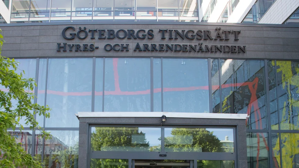 En åklagare skrev en deckare som tydligt liknar ett pågående rättsfall i Göteborgs tingsrätt. Nu stoppas boken av förlaget. Arkivbild.