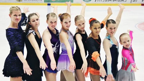 Från vänster
Elina Thorslund, Erika Jansson, Monia Wennström, Jennifer Krusing, Maija Persson, Emelie Atuma, Moa Göransson och Madicken Astorsdotter.