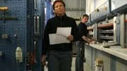  Visst pratar vi om det, men vi är inte oroliga, säger Laila Söderblom från Östhammar om den förestående upphandlingen. Hon, liksom Martin Eriksson (i bakgrunden), arbetar för Synerco på förrådet i Forsmark.