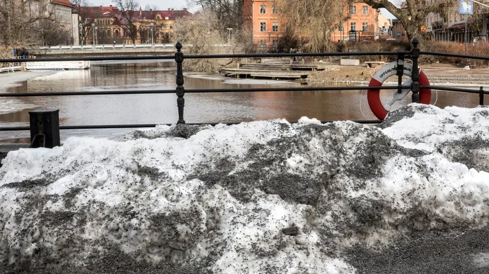 – Klart det kostar pengar. Vissa norrlandskommuner har fått sina budgetar knäckta under vintern, säger Roger Lindström.