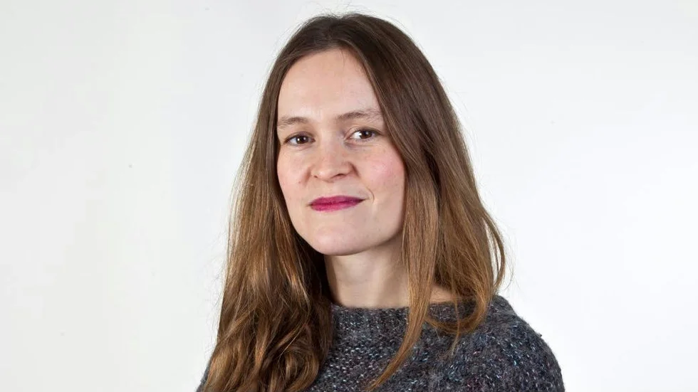 "Kvinnor har inte alltid kunnat glida in i sin egen zon och bli besatt av sin konst med det ego som krävs. Det är fortfarande revolution när det sker", skriver Elin Cullhed