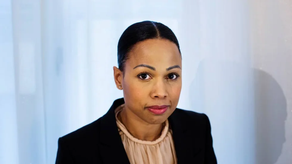 Alice Bah Kuhnke har en brokig bakgrund som tv-programledare, försäkringsbolagschef, generalsekreterare för Rättvisemärkt, hållbarhetschef på ÅF och generaldirektör för Ungdomsstyrelsen.