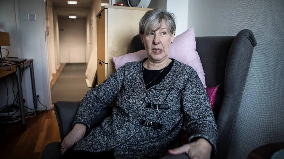 Ger vård. Uppsalapsykologen Julie Richter behandlar ungdomar som agerar ut sexuellt mot barn och jämnåriga. En mycket stor del av de ungdomar hon möter har haft en trasig barndom, inte sällan har de själva utsatts för sexuella övergrepp.