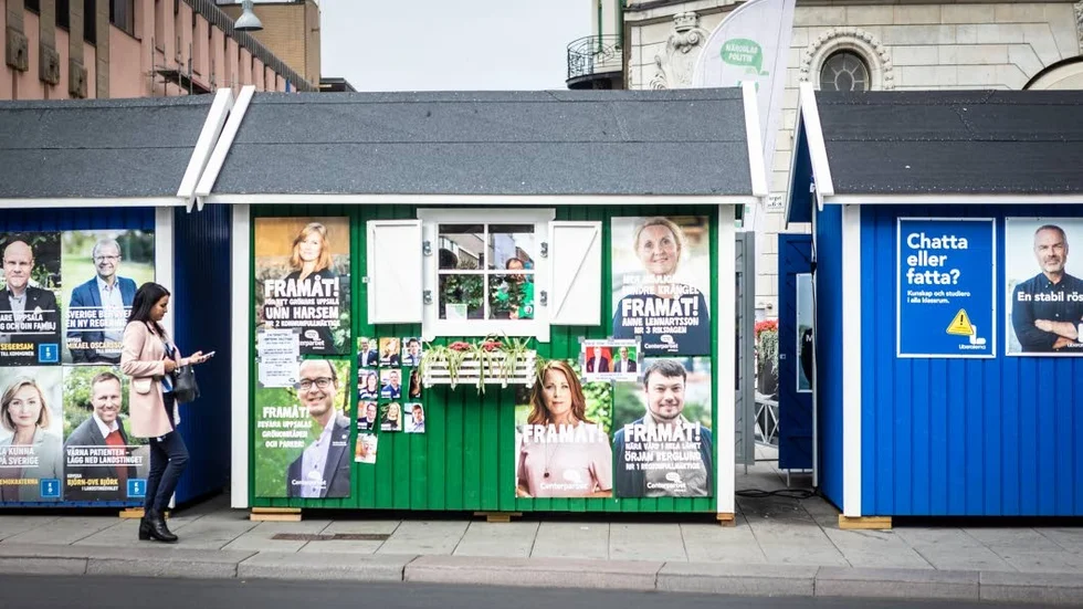Flera av partierna har planerat in aktiviteter under lördagen.