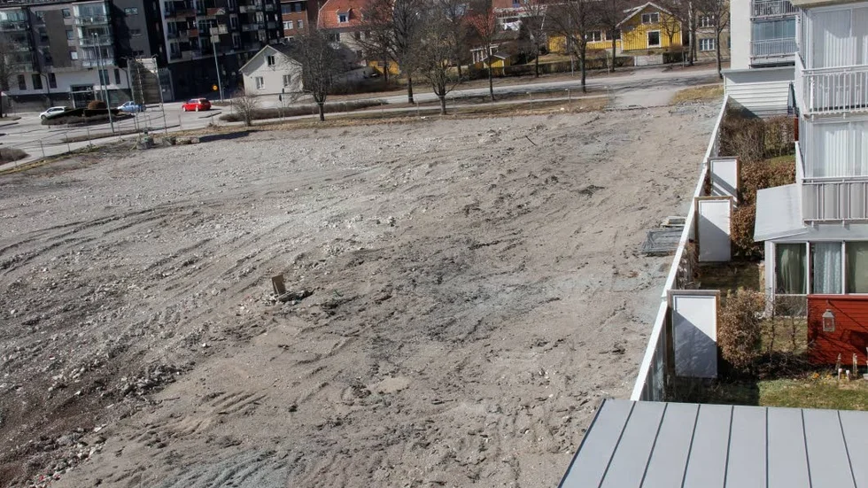 Möbelhustomten sedd från Sandbrogården.
