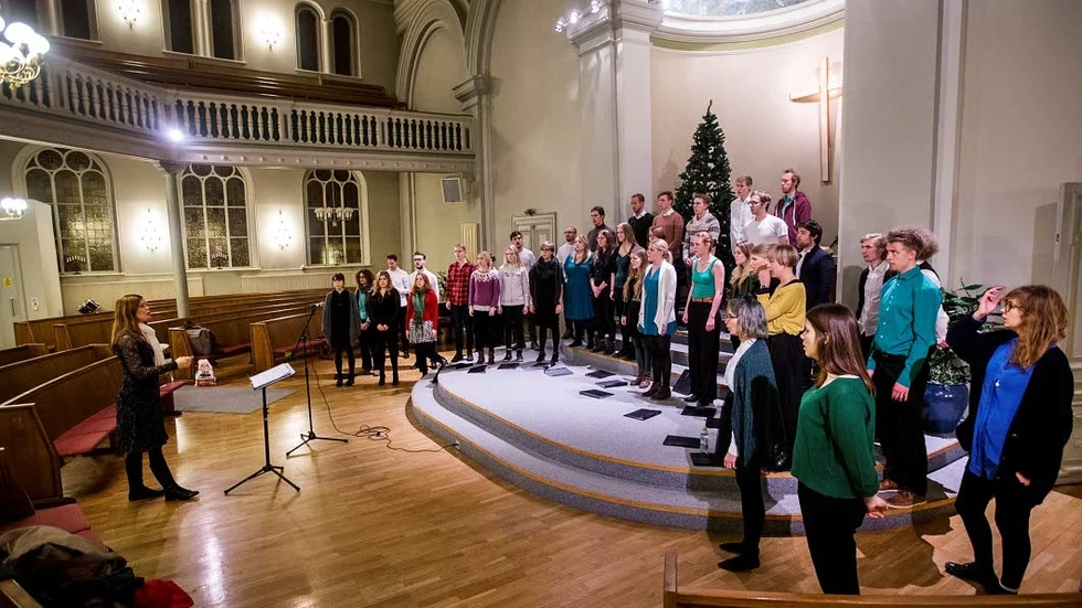 Norrlands nation repeterar inför en av konserterna i december.