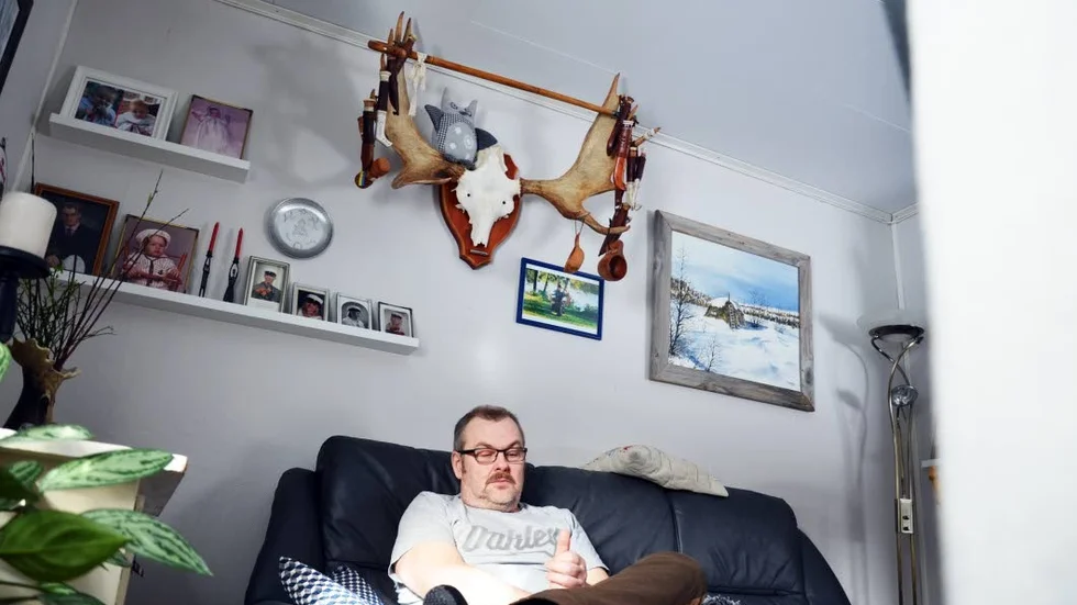 Harry Rantakyrö lämnar Socialdemokraterna i vredesmod.