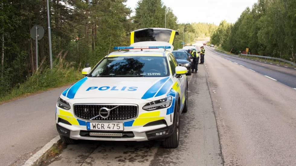Åtskilliga förare har bötfällts vid Sinksundet. Under fredagen genomfördes ännu en kontroll och en förare fick körkortet indraget och två bötfälldes.