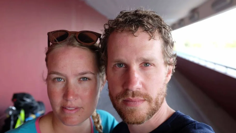 Carolina Nordfors och Per Karlström har bestämt sig. De ska cykla runt jorden.