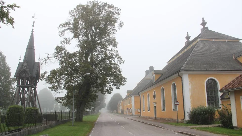 Forskaren och läkaren Christoffer Rahm finns på plats i Lövstabruk på tisdagskvällen för ett besök hos Lövstabruks kulturförening.