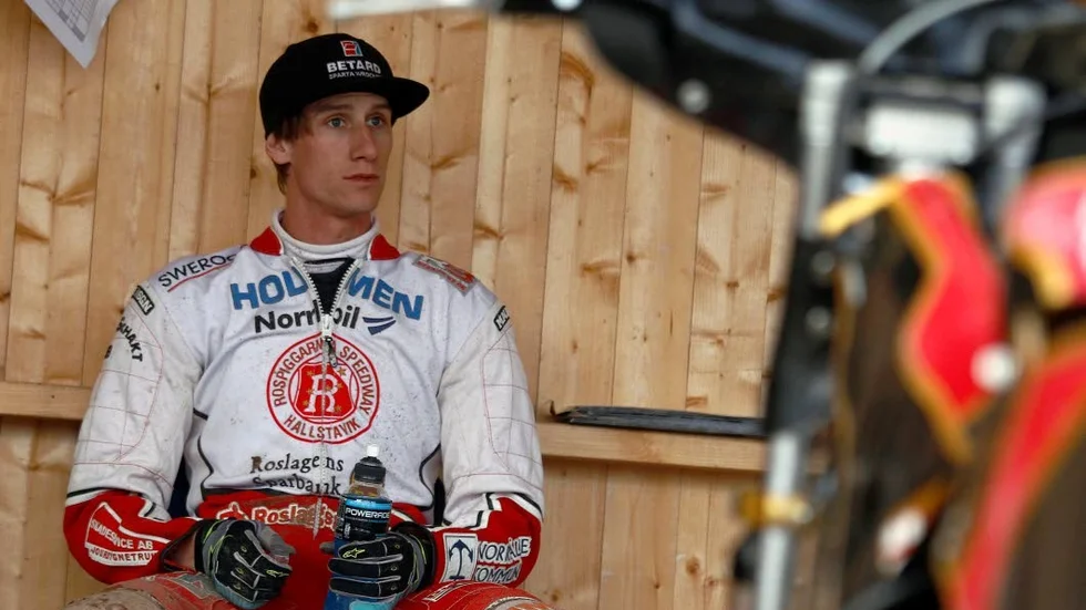 Rospiggarna kör hemma mot Vetlanda.