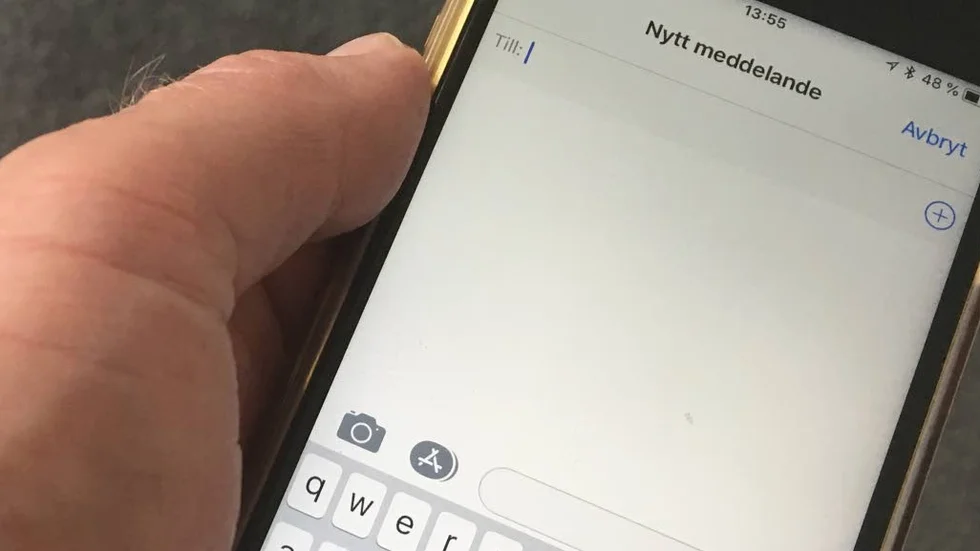 Hoten ska ha framförts via mobil.