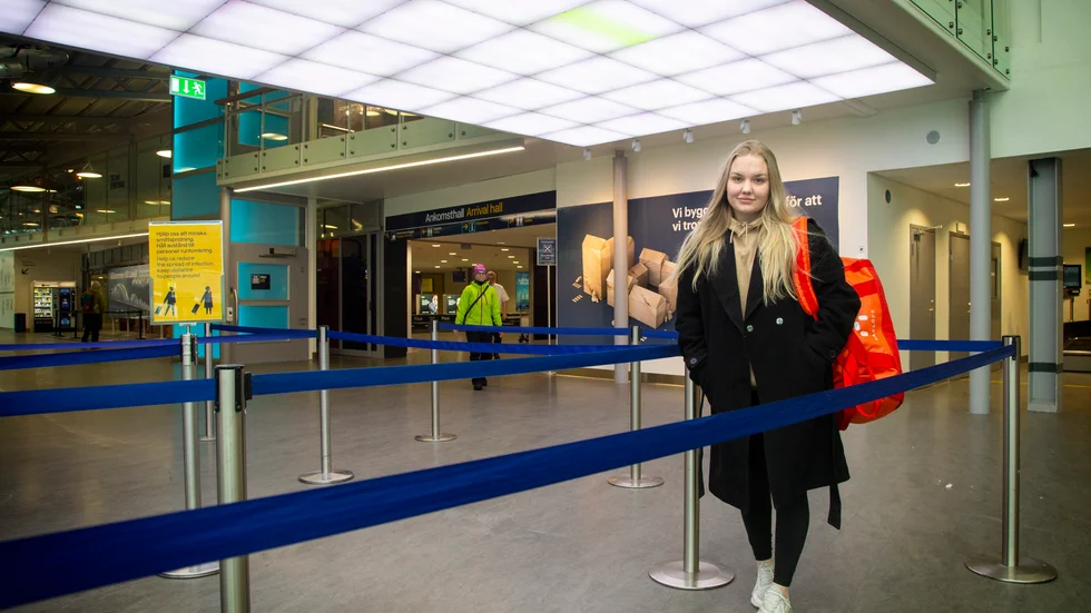På tisdagen gav sig 23-åriga Ebba Sundkvist från Älvsbyn av till Polen. En resa som kommer att ge henne perspektiv, tror hon, samt ett möte med en vän hon aldrig träffat. "Jag var au pair i USA och när jag flyttade hem tog hon över efter mig. Vi har pratat mycket på Facetime när jag har pratat med barnen."