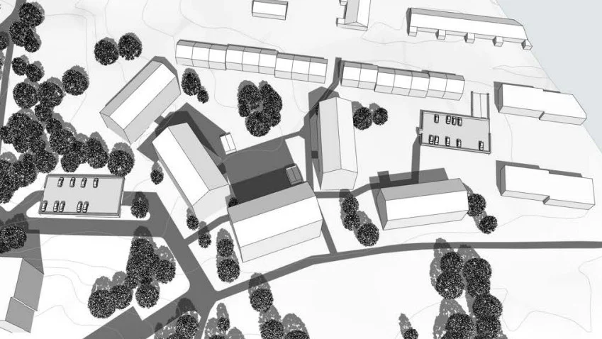 Det är dessa byggander som överklagandena handlade om. Flera höga hus samt en rad med radhus. 