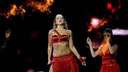 Turkiets Hadise är årets Ruslana.
