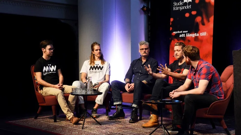 I går anordnades en paneldiskussion i Luleå där Anders Finnberg tillsammans med Gustav Nyman, Henrik Sandberg och Calle Norrbin samtalade med författaren Thor Rutgersson om allt från vänskap till porr. Detta som ett startskott