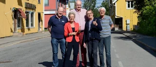Veteranerna vägrar ge upp mot näthandeln